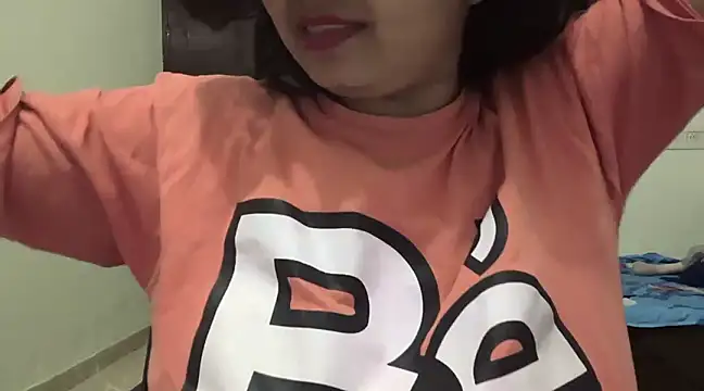 Snapshot of Gulaboo_bhabi chatting on 03-20-25, 11:02 Gulaboo bhabi online show from 03-20-25, 11:02