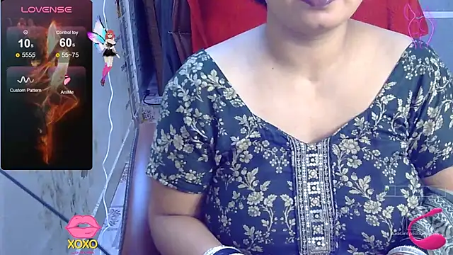 Snapshot of Gulaboo_bhabi chatting on 09-09-25, 03:10 Gulaboo bhabi online show from 09-09-25, 03:10