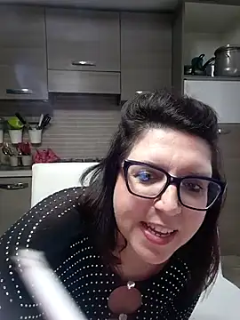 carolyne2023 online show from 02-05-26, 03:41