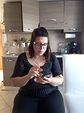 carolyne2023 online show from 04-05-26, 08:21