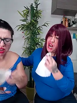 carolyne2023 online show from 12-05-25, 08:02