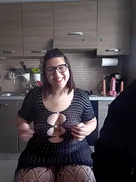 carolyne2023 online show from 03-13-26, 08:08