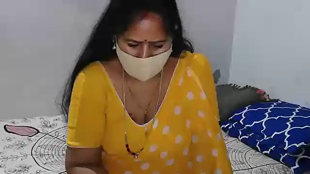 Snapshot of Rani_Darling_99 chatting on 10-09-25, 03:23 Rani Darling 99 online show from 10-09-25, 03:23