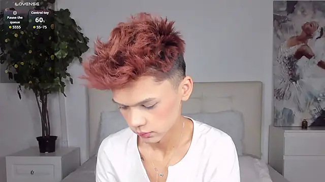 Felix Rey online show from 02-05-26, 05:20