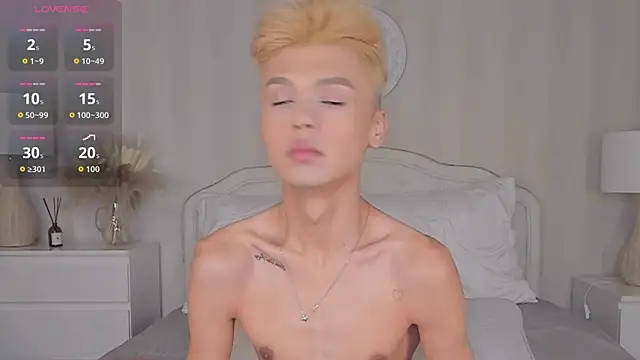 Felix Rey online show from 11-12-25, 05:28