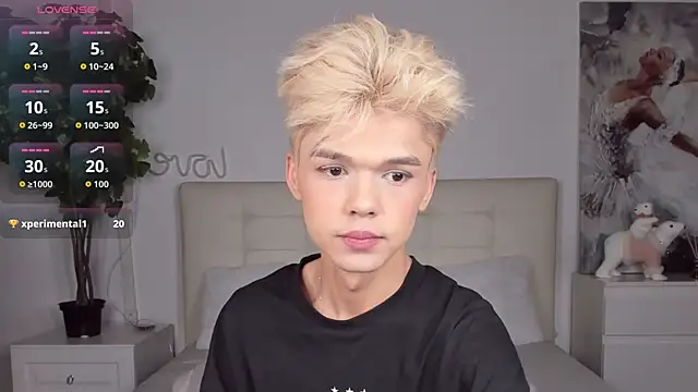 Felix Rey online show from 12-19-25, 07:27