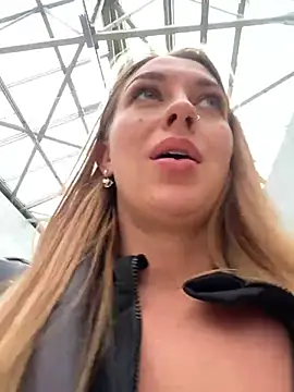 Sweet   Emily online show from 03-10-25, 01:32