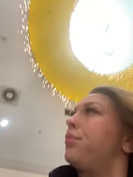 Sweet   Emily online show from 12-22-25, 12:05