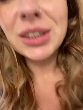 Sweet   Emily online show from 01-28-25, 02:42