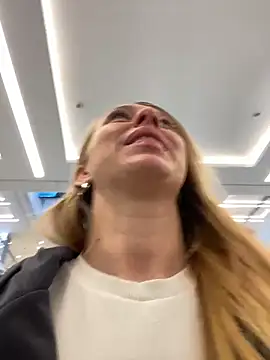 Sweet   Emily online show from 10-04-25, 01:12