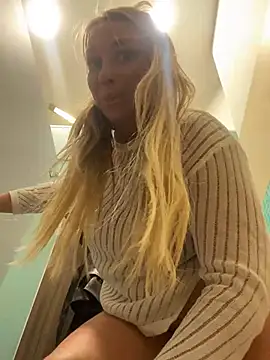 Sweet   Emily online show from 03-11-25, 04:18