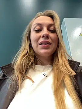 Sweet   Emily online show from 10-03-25, 01:56