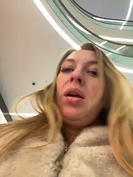 Sweet   Emily online show from 02-05-26, 03:41