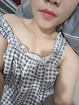 Snapshot of 2_sex chatting on 06-24-26, 05:11 2 sex online show from 06-24-26, 05:11