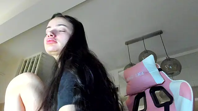 IreneVON online show from 01-12-26, 04:19