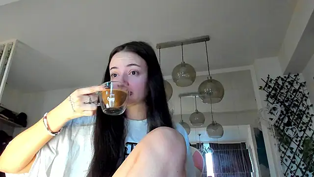 IreneVON online show from 02-19-26, 05:37