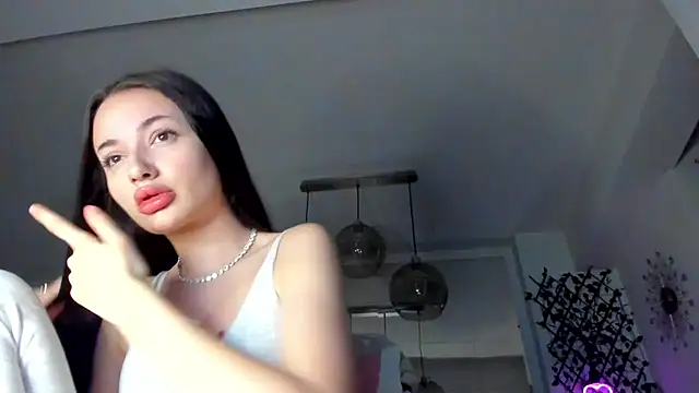 Snapshot of IreneVON chatting on 02-17-25, 03:44 IreneVON online show from 02-17-25, 03:44