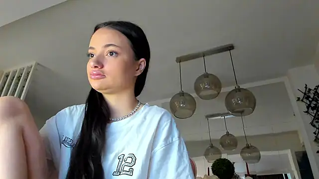 IreneVON online show from 11-16-25, 06:18