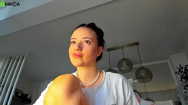 IreneVON online show from 04-21-26, 04:41