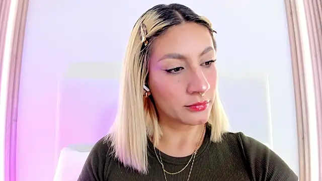 Emily robertss online show from 01-10-26, 07:42