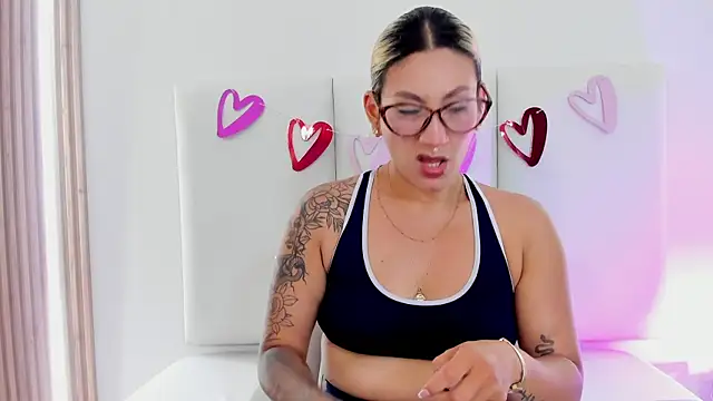 Emily robertss online show from 02-14-26, 07:25