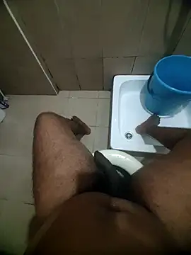 Snapshot of sexymallusexymale chatting on 03-13-25, 01:54 sexymallusexymale online show from 03-13-25, 01:54