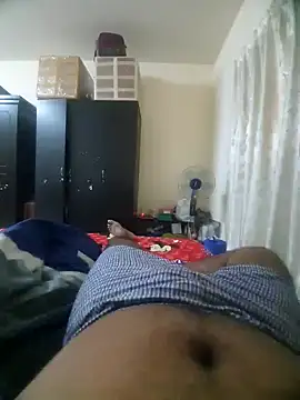 Snapshot of sexymallusexymale chatting on 12-11-24, 09:09 sexymallusexymale online show from 12-11-24, 09:09