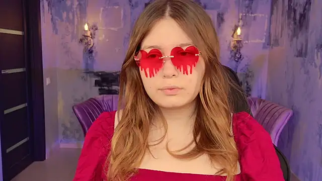 FioraMarmoris online show from 10-09-25, 01:44