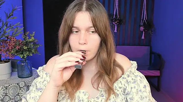 FioraMarmoris online show from 09-20-25, 09:58