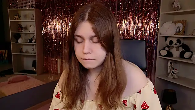 FioraMarmoris online show from 04-12-26, 05:11