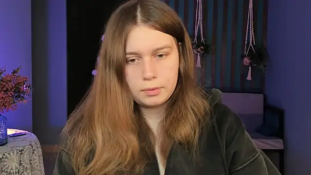 FioraMarmoris online show from 10-10-25, 09:43