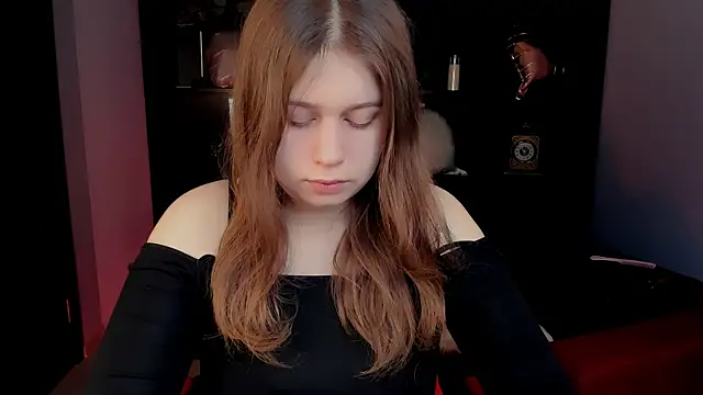 FioraMarmoris online show from 02-18-26, 05:27