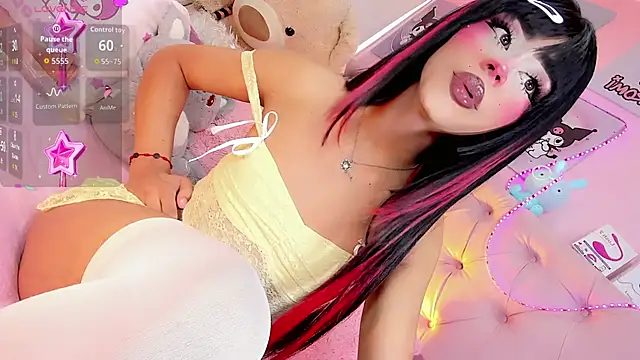 Cute Roxxy online show from 05-25-26, 06:17