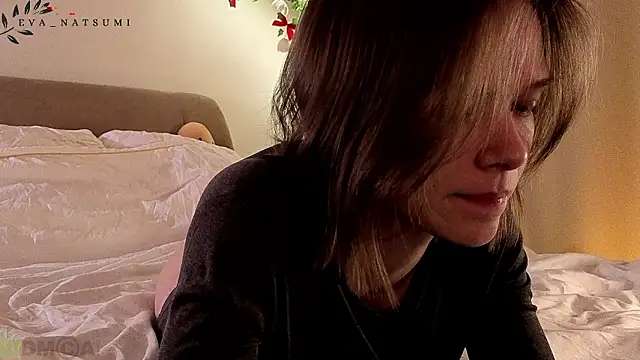 Eva Natsumi online show from 03-04-26, 06:48