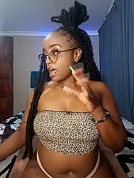 Queen-Chocolate online show from 11-21-25, 10:09