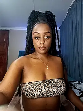 Queen-Chocolate online show from 11-28-25, 10:32