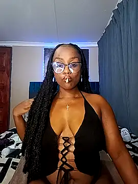 Queen-Chocolate online show from 11-20-25, 06:19