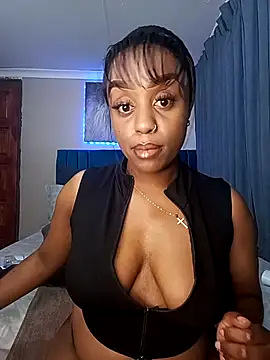 Queen-Chocolate online show from 11-16-25, 01:10