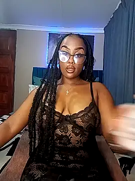 Queen-Chocolate online show from 11-27-25, 10:32