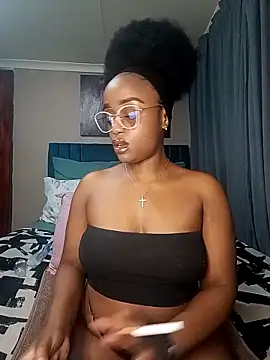 Queen-Chocolate online show from 09-28-25, 09:33