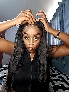 Queen-Chocolate online show from 10-23-25, 05:06