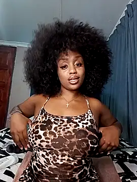 Queen-Chocolate online show from 03-04-26, 11:56