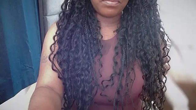 selena42 online show from 04-28-26, 02:27