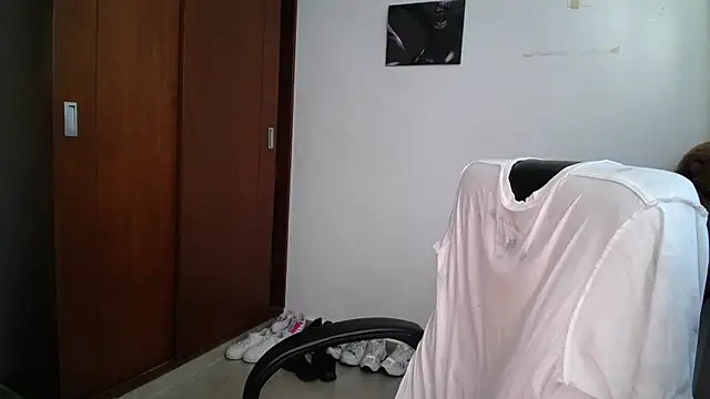 venelope1 online show from 11-20-25, 07:58