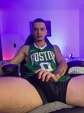 Snapshot of danny_42027 chatting on 02-04-25, 02:49 danny 42027 online show from 02-04-25, 02:49