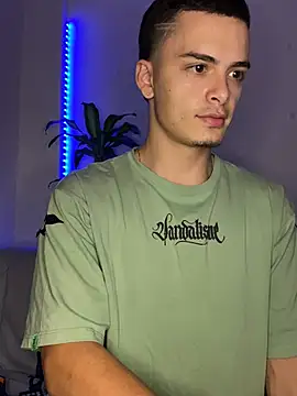 Snapshot of danny_42027 chatting on 03-03-25, 11:35 danny 42027 online show from 03-03-25, 11:35