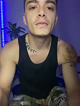 Snapshot of danny_42027 chatting on 03-15-25, 03:40 danny 42027 online show from 03-15-25, 03:40