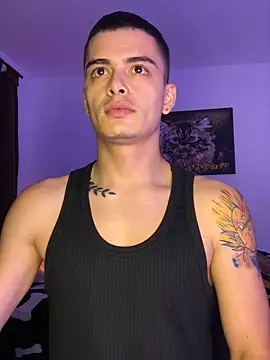 Snapshot of danny_42027 chatting on 12-29-24, 03:44 danny 42027 online show from 12-29-24, 03:44