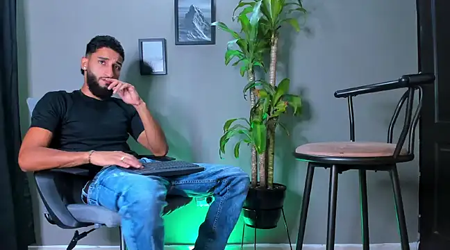Damian 022 online show from 01-15-25, 11:40