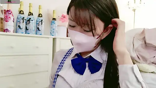 maii- online show from 05-16-26, 10:42
